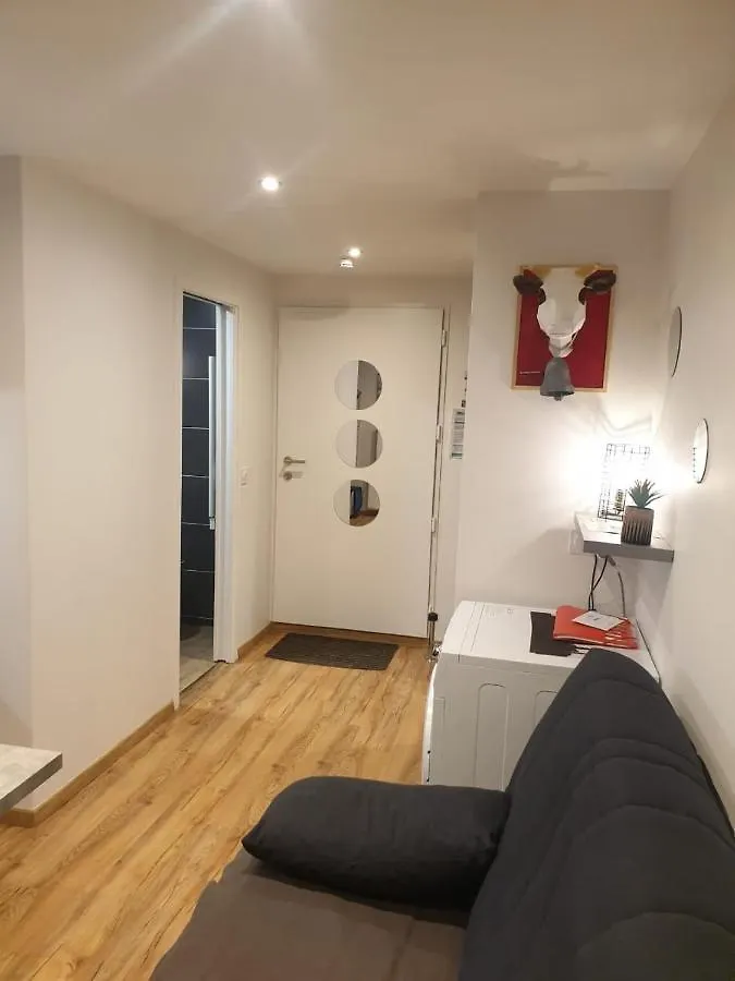 Appartement Le 67,ski et randonnée,lave linge,sèche linge,parking Bernex